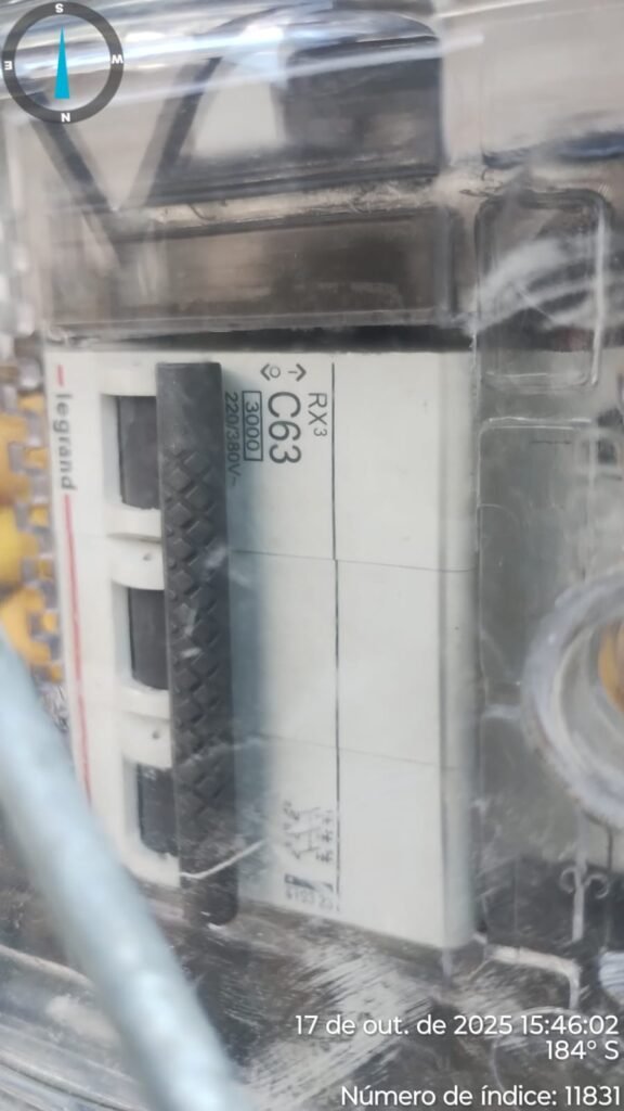 WhatsApp Image 2025-10-17 at 16.04.26 (1)